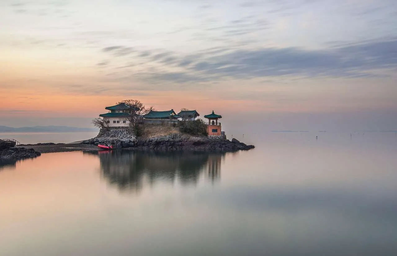 Repair of Roofing: Expert Guide to Fixes and Costs