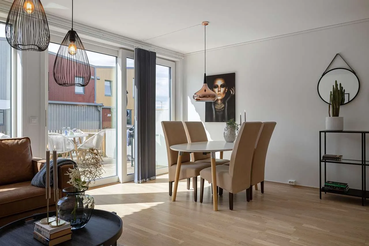 Home Window Repair: Tips, Costs & Pro Help